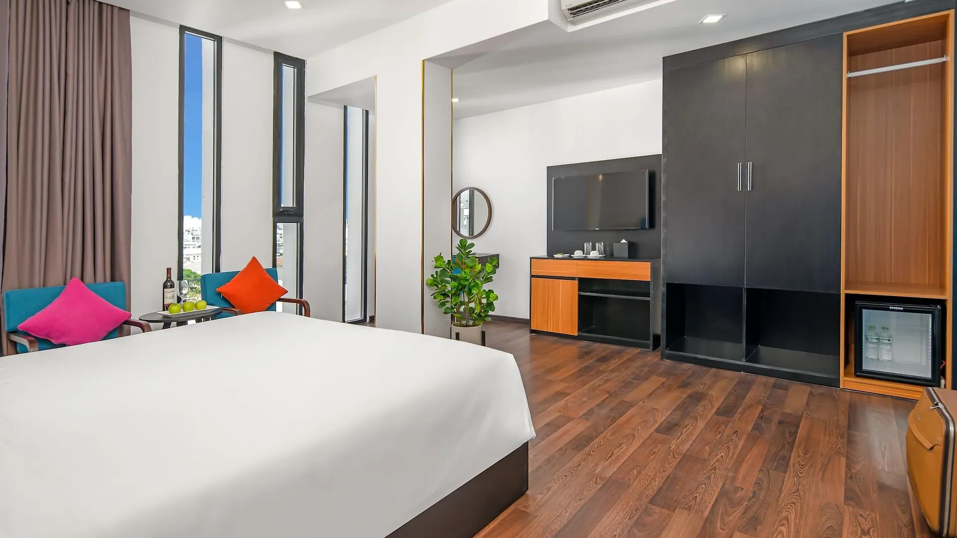 Platinum Danang Hotel