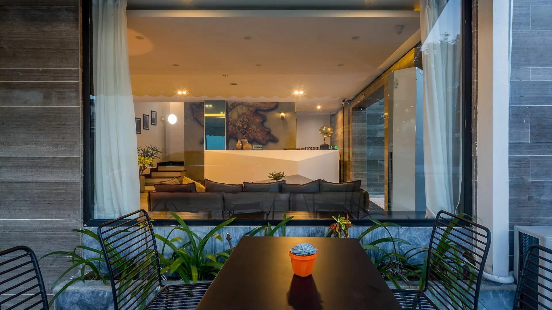 Platinum Danang Hotel 3*, Da Nang